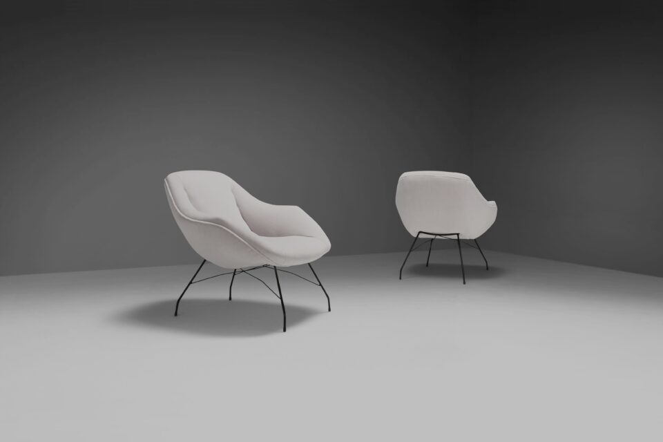 Pair of "Concha" armchairs by Carlo Hauner & Martin Eisler