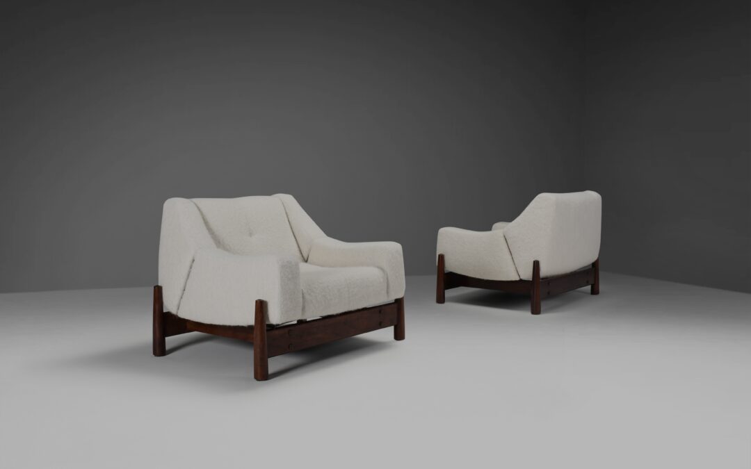 Pair of Rosewood Lounge Chairs by Móveis Cimo